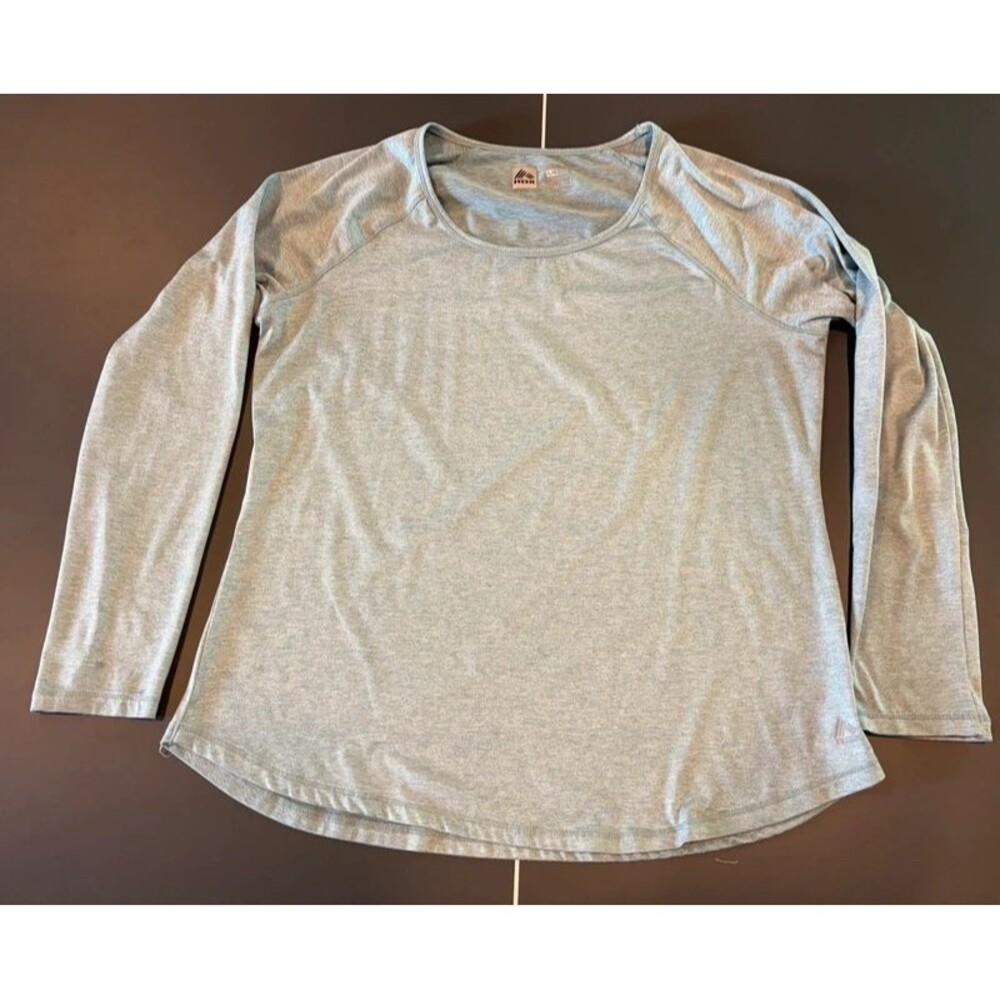 Women’s long sleeve crewneck shirt Large RBX moisture Wicking